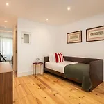 A Janela De Alfama Apartment *