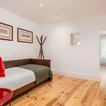 A Janela De Alfama