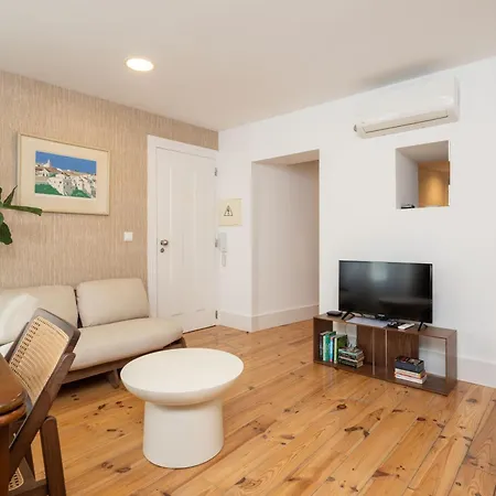 Апартаменты A Janela De Alfama